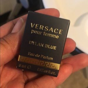 Versace Dylan blue pour femme deluxe sample.